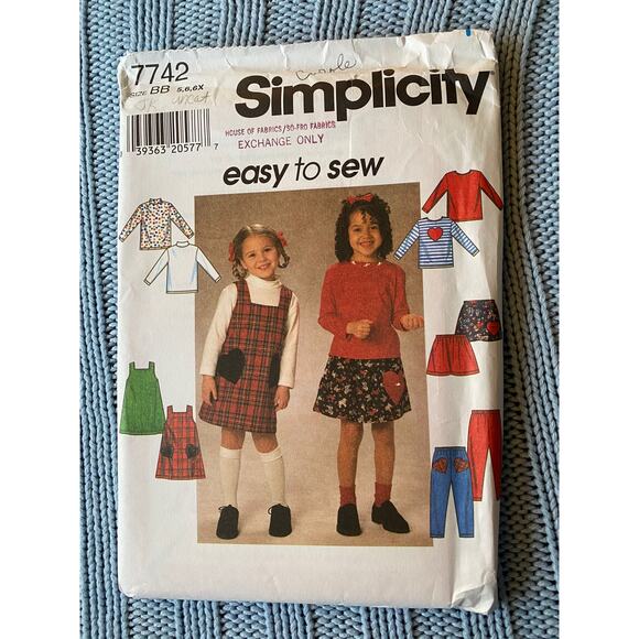 Simplicity sewing pattern  7742 girls jumper top skirt pant - Picture 1 of 5